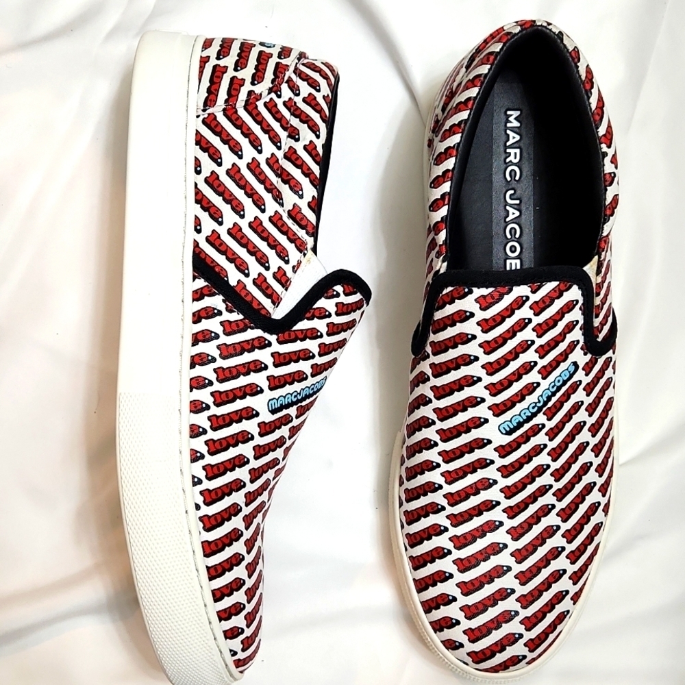 Marc Jacobs Love Printed Mercer Slip-on Casual sneakers (womens size 39)